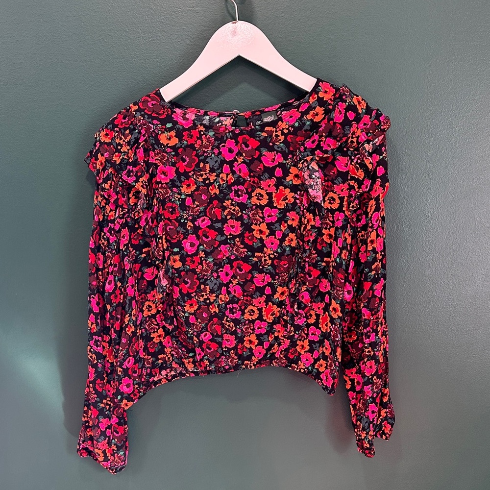 Ruffled Floral Long-Sleeve Blouse